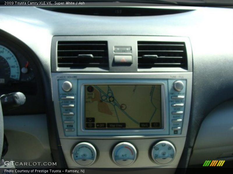 Super White / Ash 2009 Toyota Camry XLE V6