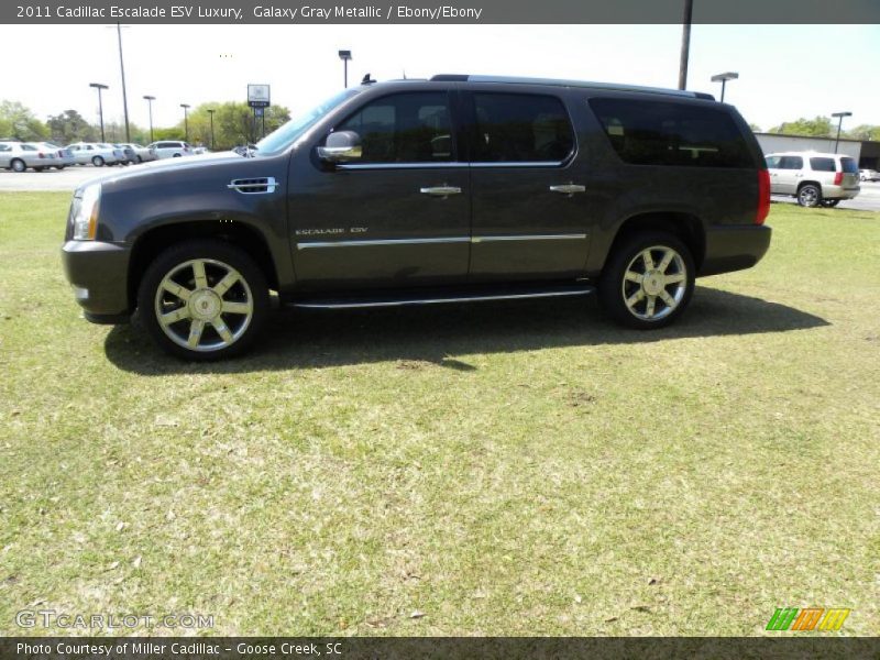 Galaxy Gray Metallic / Ebony/Ebony 2011 Cadillac Escalade ESV Luxury
