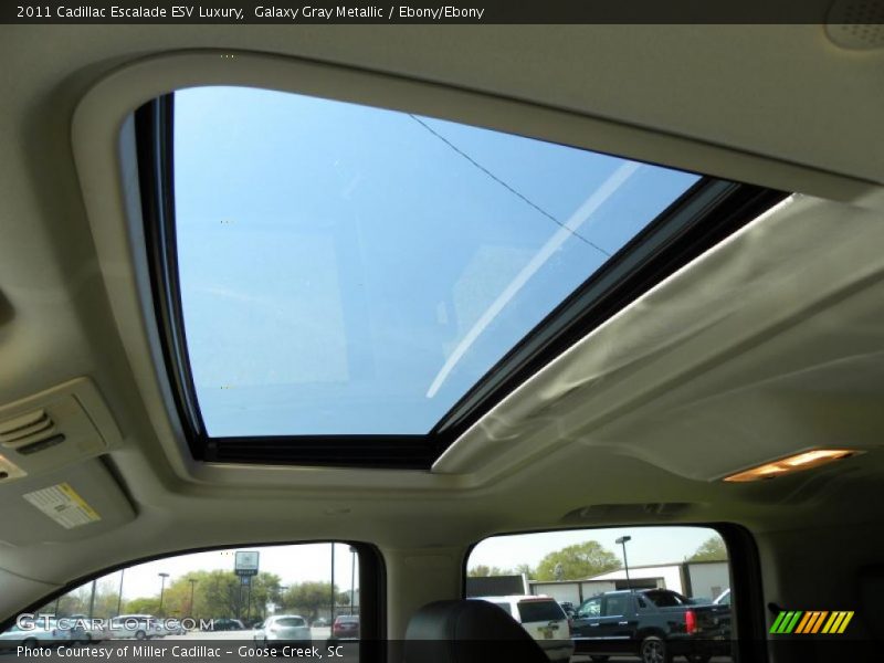 Galaxy Gray Metallic / Ebony/Ebony 2011 Cadillac Escalade ESV Luxury