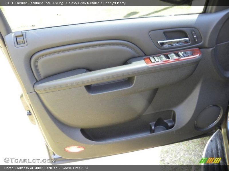 Galaxy Gray Metallic / Ebony/Ebony 2011 Cadillac Escalade ESV Luxury