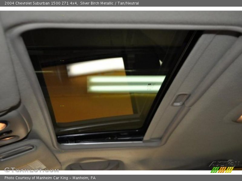 Silver Birch Metallic / Tan/Neutral 2004 Chevrolet Suburban 1500 Z71 4x4