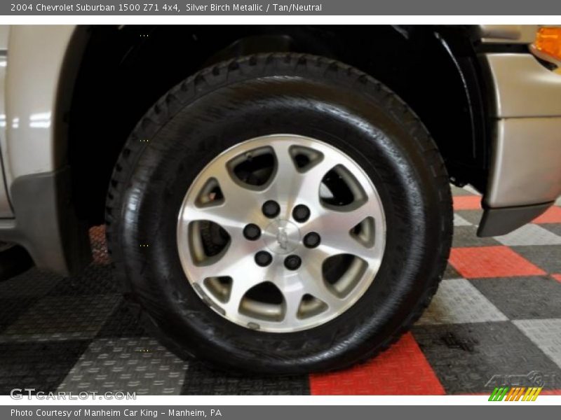 Silver Birch Metallic / Tan/Neutral 2004 Chevrolet Suburban 1500 Z71 4x4