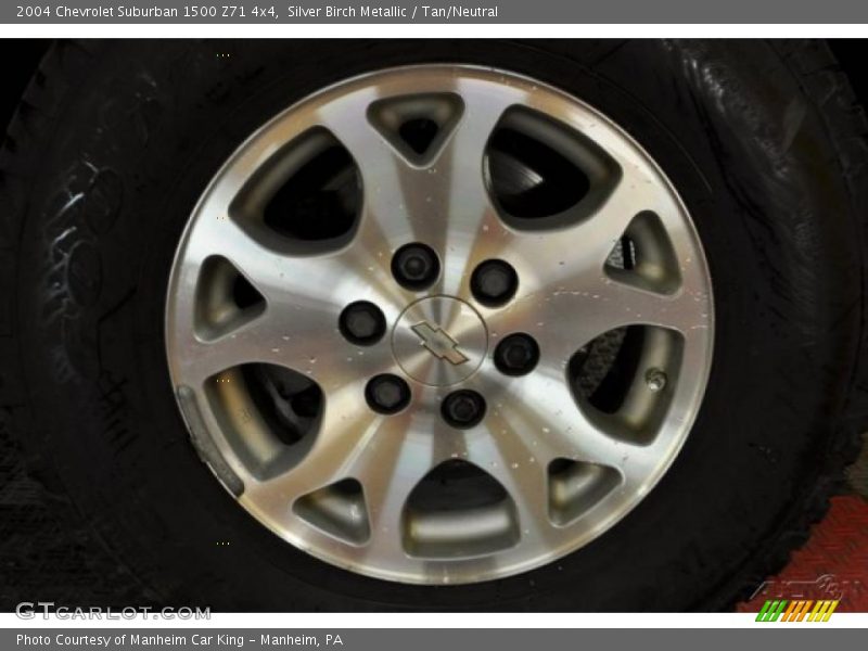 Silver Birch Metallic / Tan/Neutral 2004 Chevrolet Suburban 1500 Z71 4x4