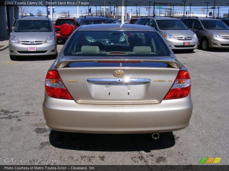 Desert Sand Mica / Taupe 2002 Toyota Camry SE