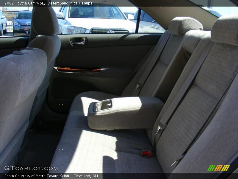 Desert Sand Mica / Taupe 2002 Toyota Camry SE