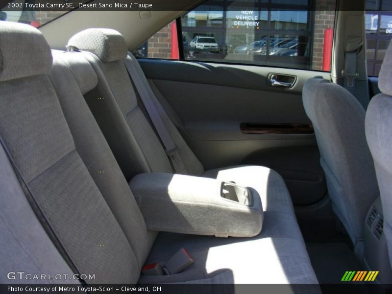 Desert Sand Mica / Taupe 2002 Toyota Camry SE