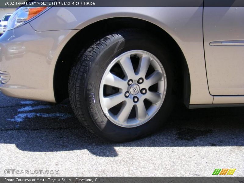 Desert Sand Mica / Taupe 2002 Toyota Camry SE