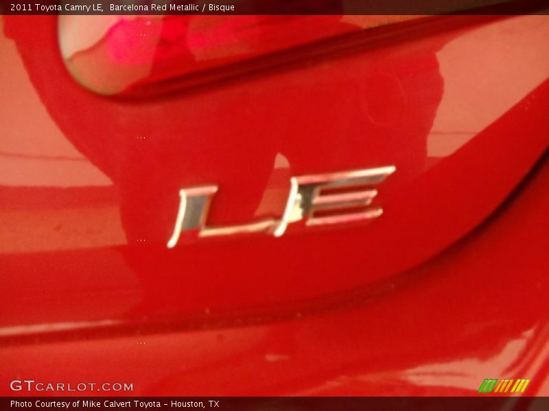 Barcelona Red Metallic / Bisque 2011 Toyota Camry LE
