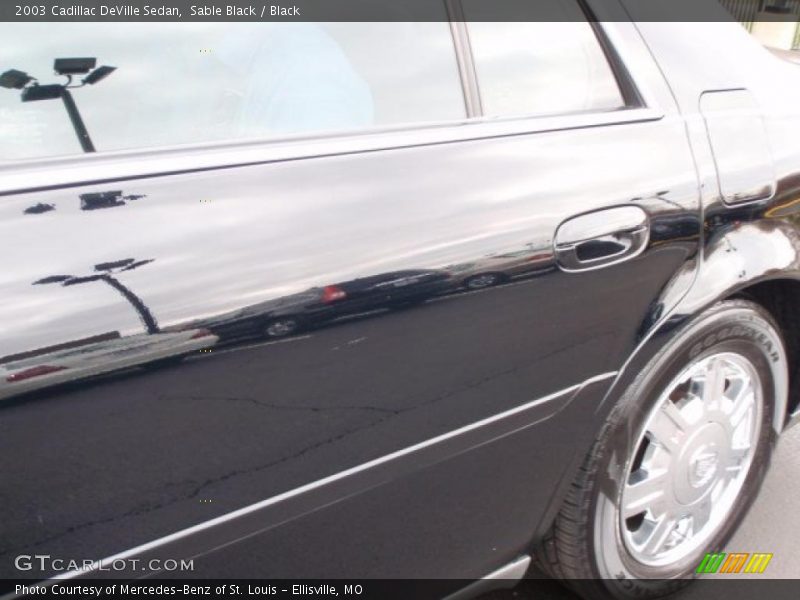 Sable Black / Black 2003 Cadillac DeVille Sedan