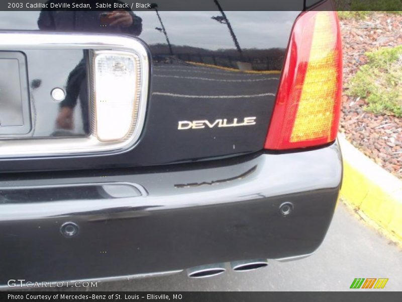 Sable Black / Black 2003 Cadillac DeVille Sedan