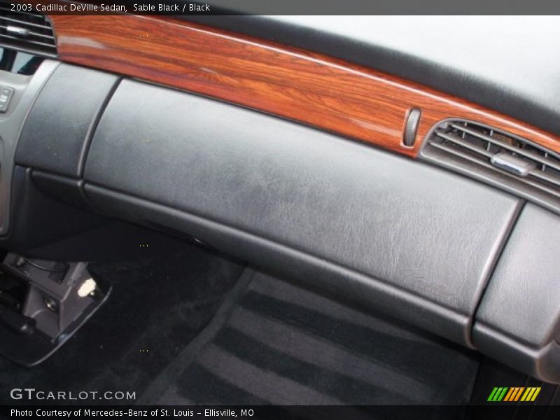 Sable Black / Black 2003 Cadillac DeVille Sedan