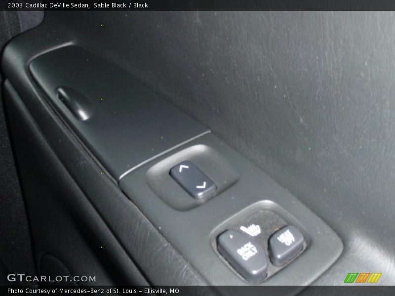 Sable Black / Black 2003 Cadillac DeVille Sedan