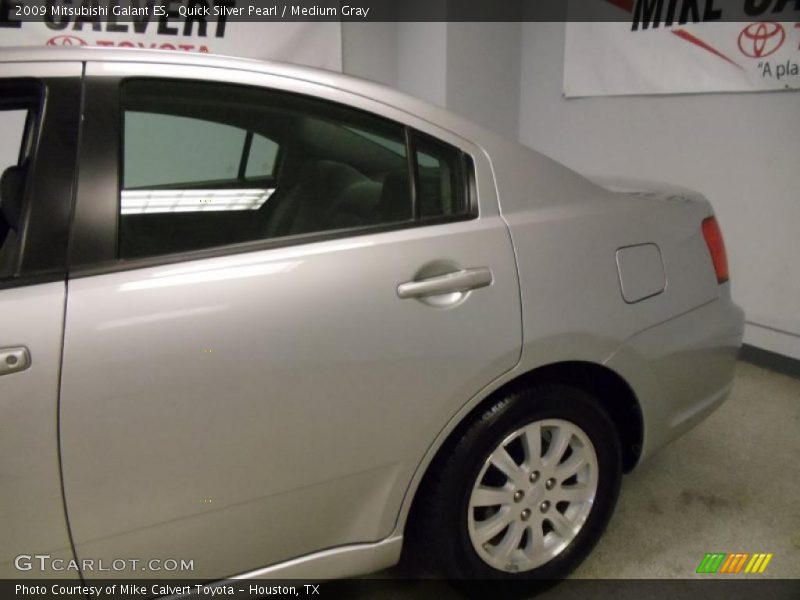 Quick Silver Pearl / Medium Gray 2009 Mitsubishi Galant ES