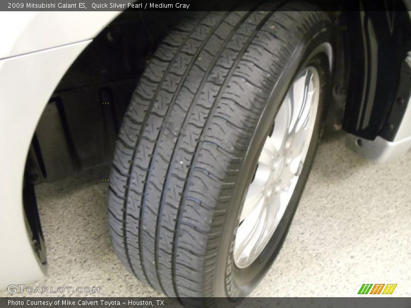 Quick Silver Pearl / Medium Gray 2009 Mitsubishi Galant ES