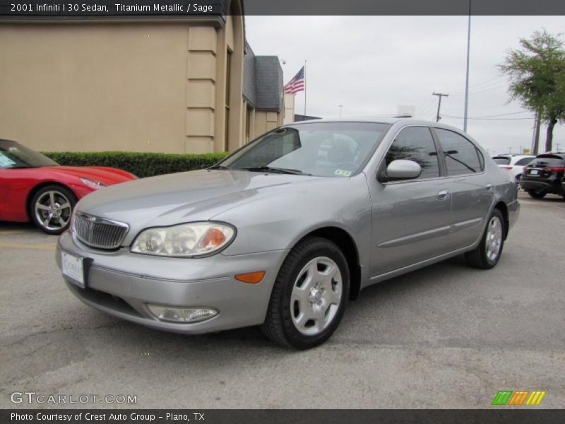 Front 3/4 View of 2001 I 30 Sedan