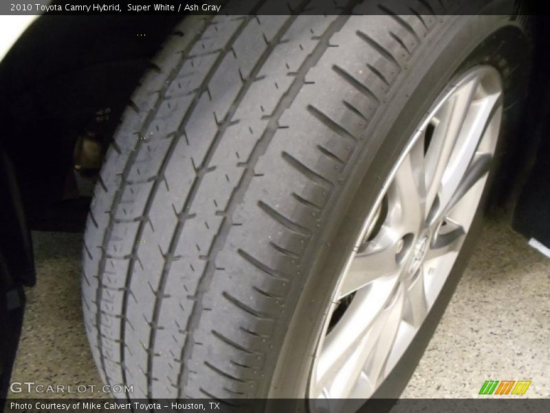 Super White / Ash Gray 2010 Toyota Camry Hybrid