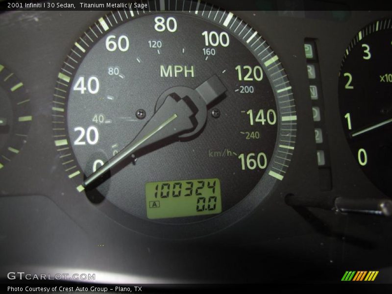 Titanium Metallic / Sage 2001 Infiniti I 30 Sedan