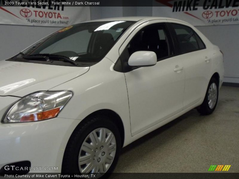 Polar White / Dark Charcoal 2009 Toyota Yaris Sedan
