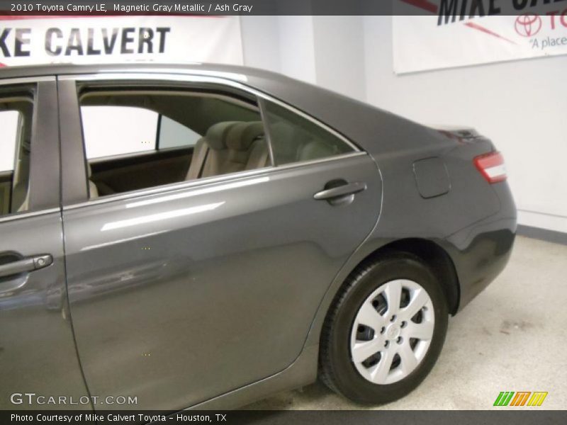 Magnetic Gray Metallic / Ash Gray 2010 Toyota Camry LE