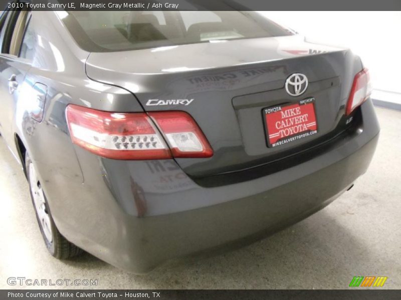 Magnetic Gray Metallic / Ash Gray 2010 Toyota Camry LE