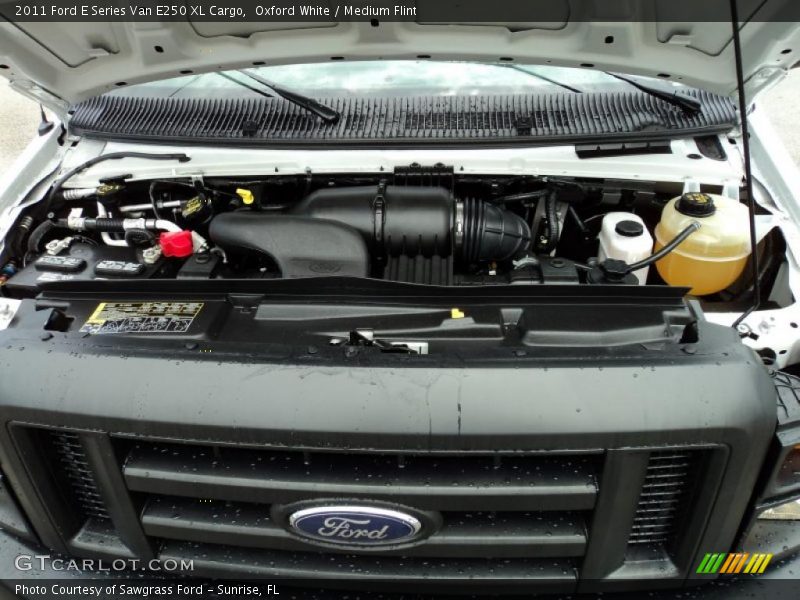  2011 E Series Van E250 XL Cargo Engine - 4.6 Liter SOHC 16-Valve Triton V8