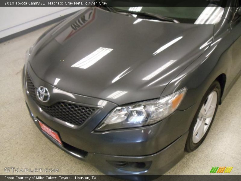 Magnetic Gray Metallic / Ash Gray 2010 Toyota Camry SE