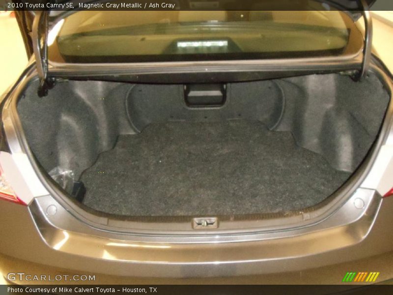 Magnetic Gray Metallic / Ash Gray 2010 Toyota Camry SE