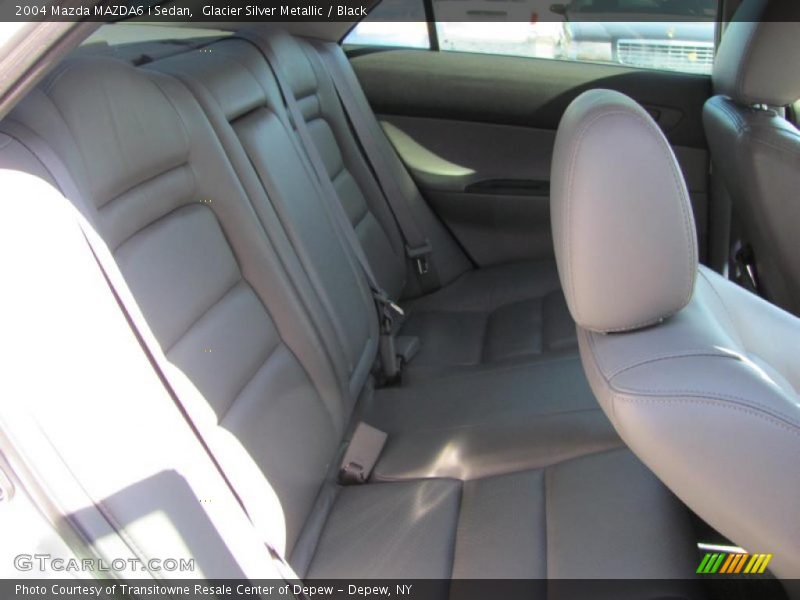 Glacier Silver Metallic / Black 2004 Mazda MAZDA6 i Sedan