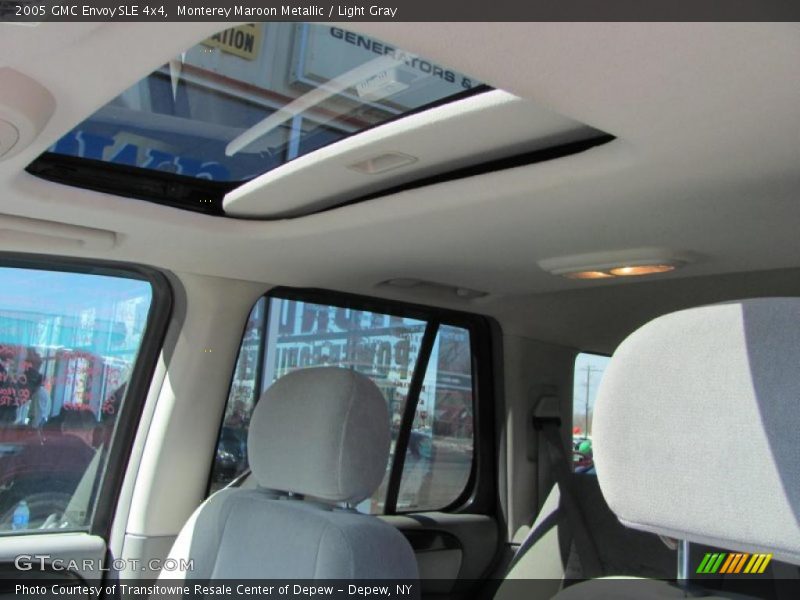 Monterey Maroon Metallic / Light Gray 2005 GMC Envoy SLE 4x4