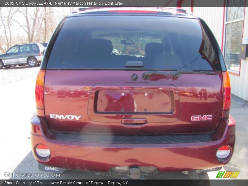 Monterey Maroon Metallic / Light Gray 2005 GMC Envoy SLE 4x4