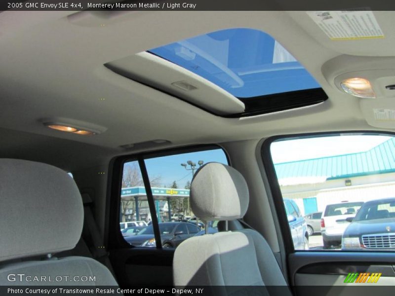 Monterey Maroon Metallic / Light Gray 2005 GMC Envoy SLE 4x4