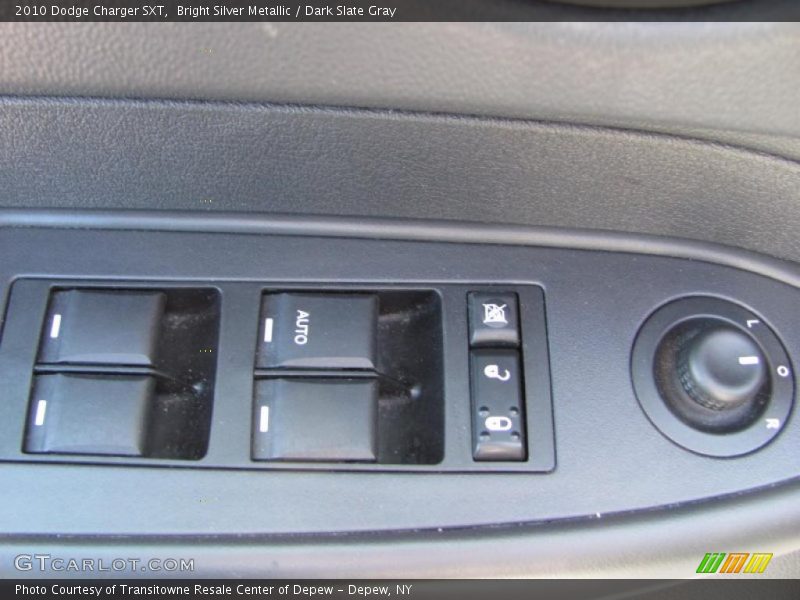 Bright Silver Metallic / Dark Slate Gray 2010 Dodge Charger SXT