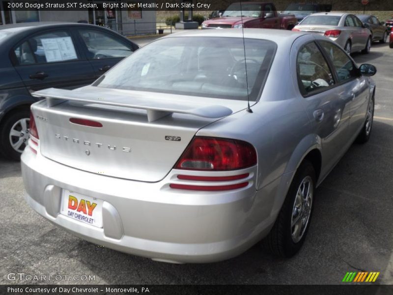 Bright Silver Metallic / Dark Slate Grey 2006 Dodge Stratus SXT Sedan