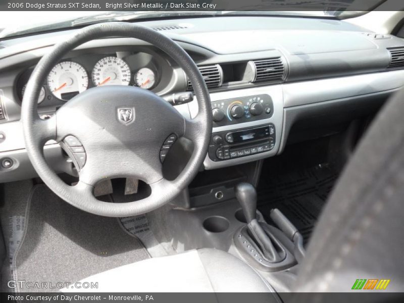 Bright Silver Metallic / Dark Slate Grey 2006 Dodge Stratus SXT Sedan