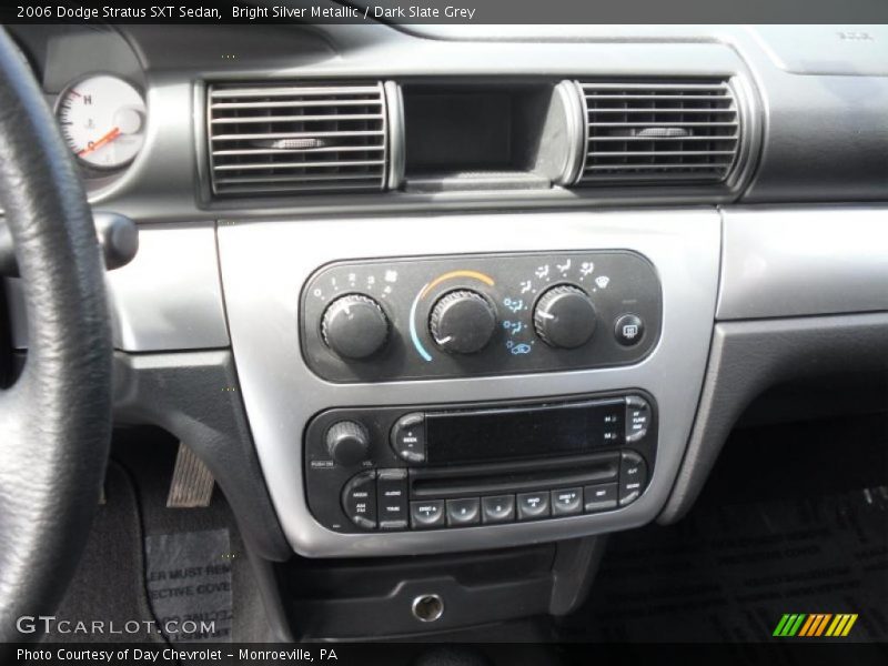 Bright Silver Metallic / Dark Slate Grey 2006 Dodge Stratus SXT Sedan