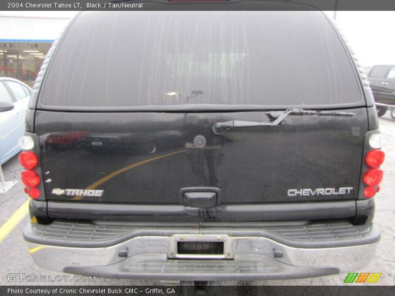 Black / Tan/Neutral 2004 Chevrolet Tahoe LT