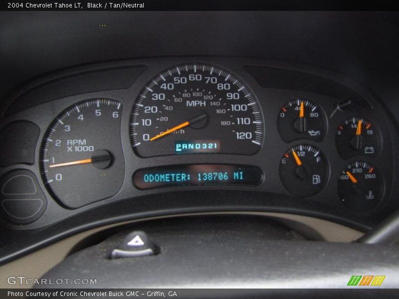 Black / Tan/Neutral 2004 Chevrolet Tahoe LT