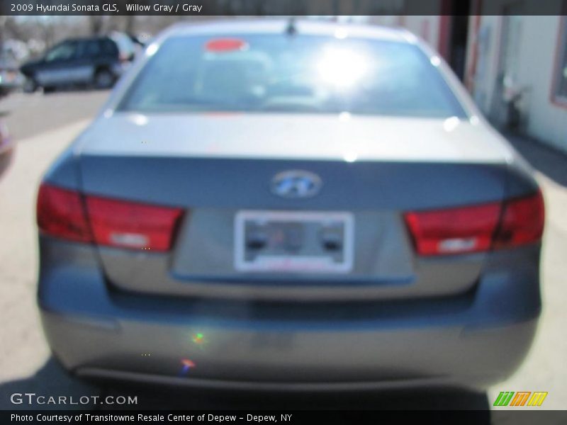 Willow Gray / Gray 2009 Hyundai Sonata GLS
