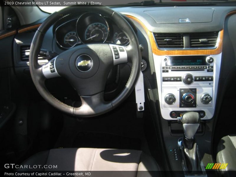 Summit White / Ebony 2009 Chevrolet Malibu LT Sedan