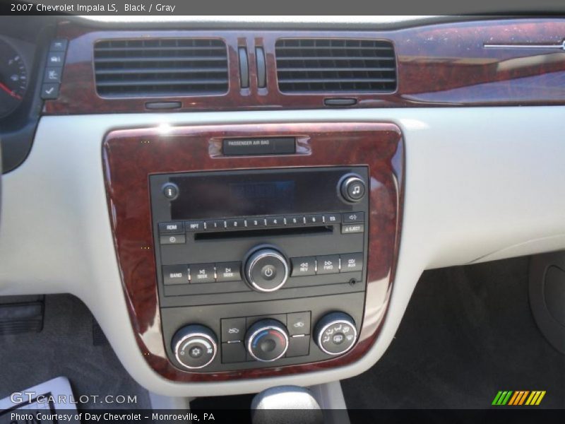 Black / Gray 2007 Chevrolet Impala LS