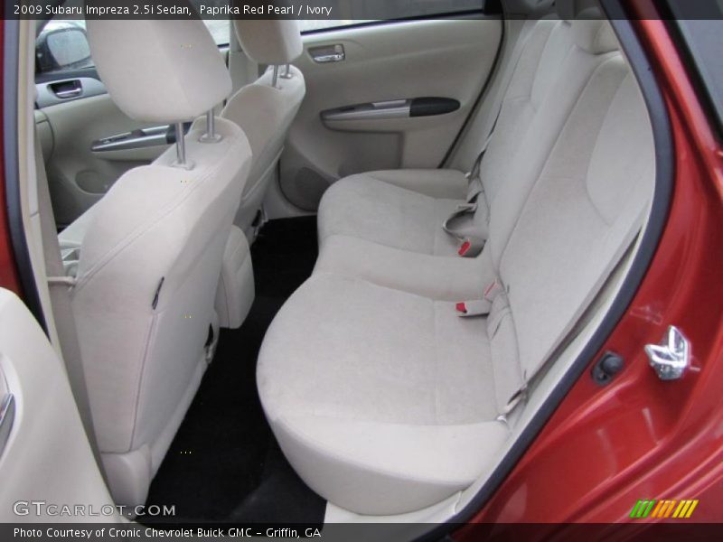 2009 Impreza 2.5i Sedan Ivory Interior