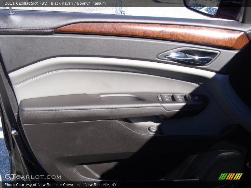 Black Raven / Ebony/Titanium 2011 Cadillac SRX FWD
