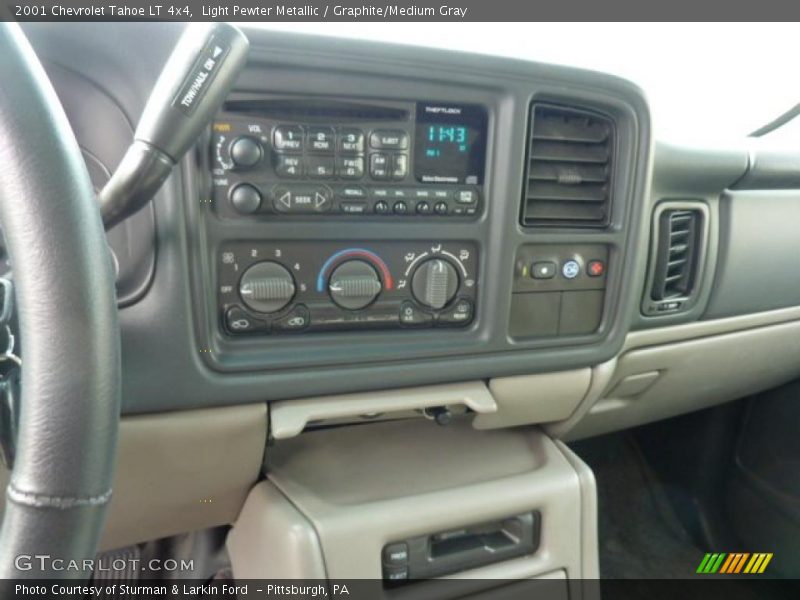 Light Pewter Metallic / Graphite/Medium Gray 2001 Chevrolet Tahoe LT 4x4