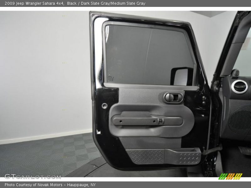 Black / Dark Slate Gray/Medium Slate Gray 2009 Jeep Wrangler Sahara 4x4