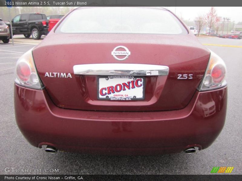 Tuscan Sun / Blond 2011 Nissan Altima 2.5 S