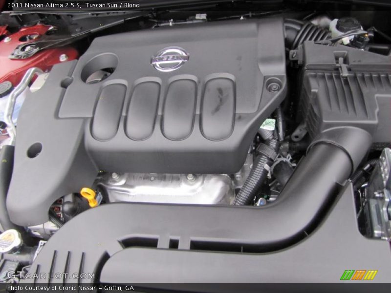 Tuscan Sun / Blond 2011 Nissan Altima 2.5 S