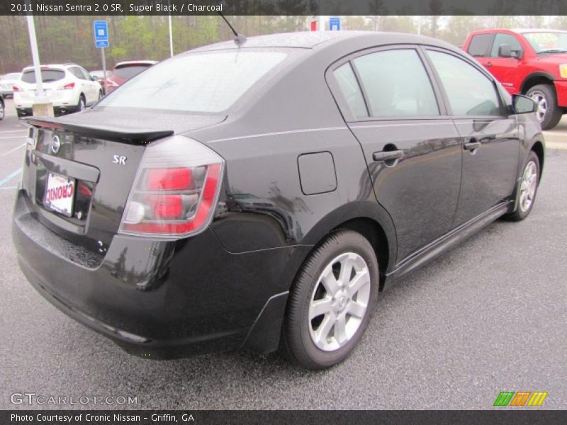 Super Black / Charcoal 2011 Nissan Sentra 2.0 SR