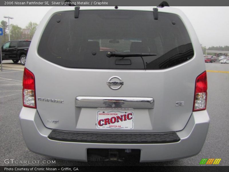 Silver Lightning Metallic / Graphite 2006 Nissan Pathfinder SE