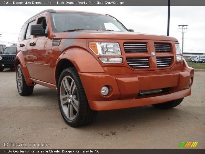 Front 3/4 View of 2011 Nitro Detonator 4x4