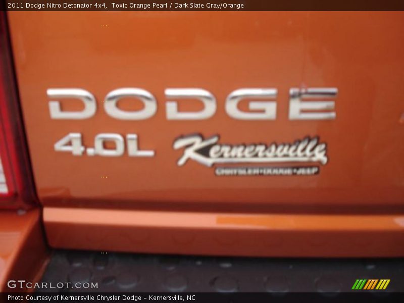 Toxic Orange Pearl / Dark Slate Gray/Orange 2011 Dodge Nitro Detonator 4x4